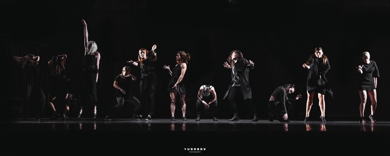  Dance with APACHECREW